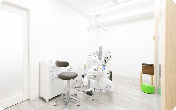 車椅子に座ったまま診療が可能